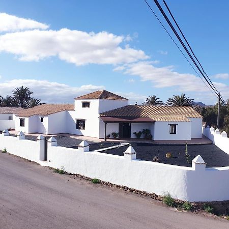 Villa Las Palmeras Антіґуа Екстер'єр фото