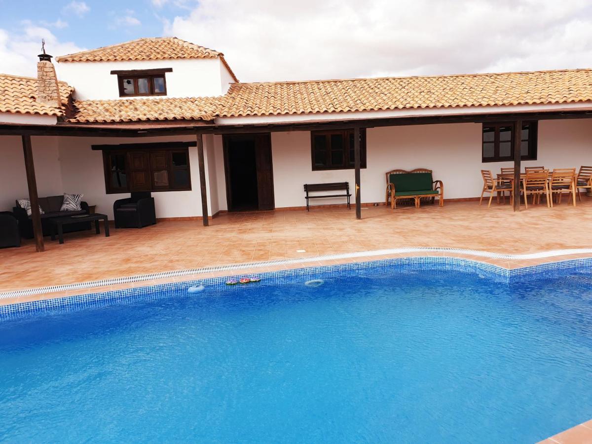 Villa Las Palmeras Антіґуа Екстер'єр фото